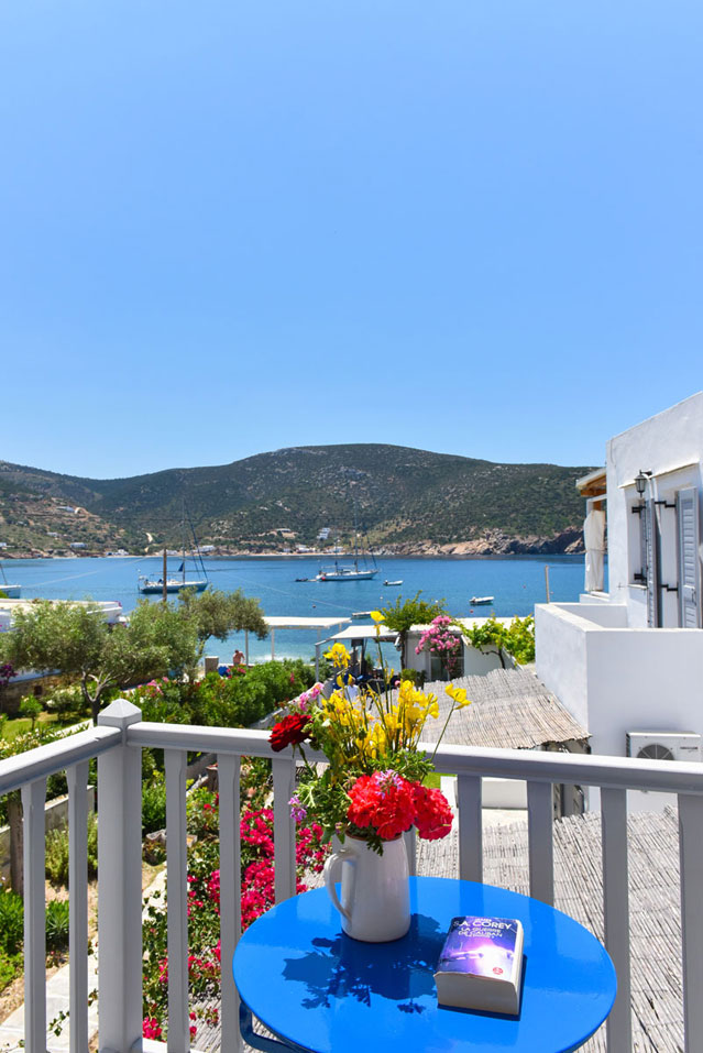 Balcony with sea view